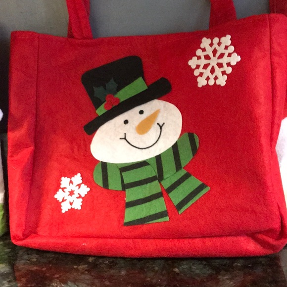 Adorable Never used reusable Christmas gift bags - Picture 4 of 4